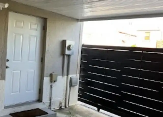 Property at 27356 SW 121st Ct, Homestead, FL, 33032, 1 bed, 1 bath, [object Object]