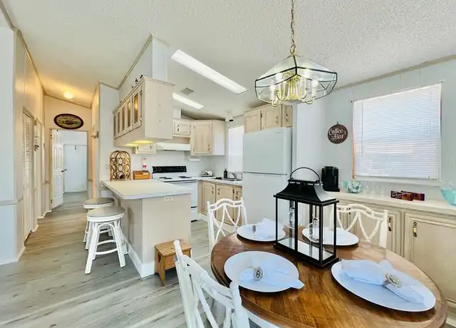 Property at 10725 S Ocean Dr #503, Jensen Beach, FL, 34957, 2 beds, 1.5 baths, [object Object]