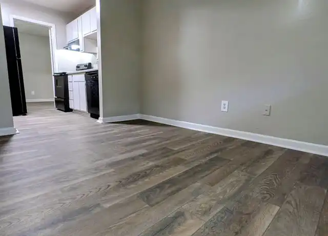 Property at Premier Club Apartments 15 Minutes to Everything South Atlanta & Airport - 5100 Highpoint Rd, Union City, GA, 30291, 1 bed, 1 bath, [object Object]