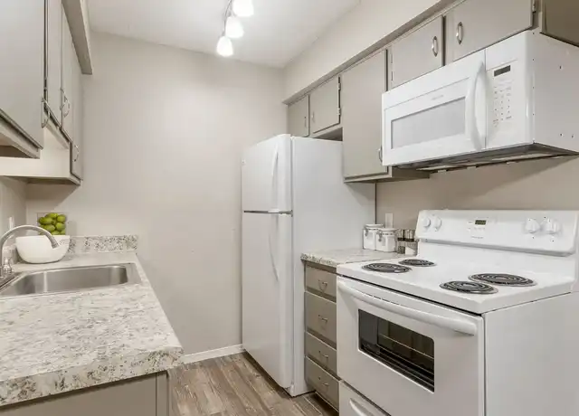 Property at Echo Trail Apartments - 6326 S 107th East Ave, Tulsa, OK, 74133, 1 bed, 1 bath, [object Object]