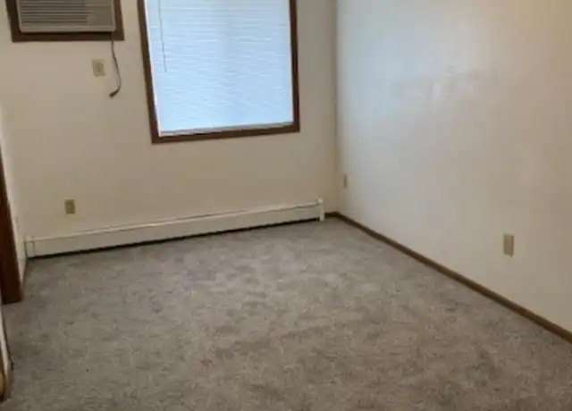 Property at 305 S 1st St Unit 6, Marshalltown, IA, 50158, 1 bed, 1 bath, [object Object]