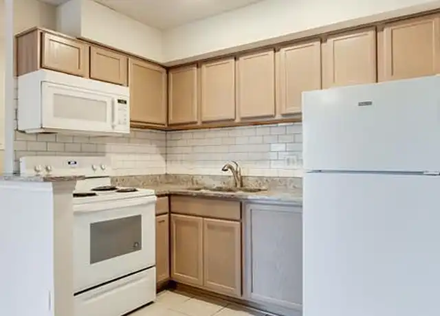 Property at 9809 Walnut St #306, Dallas, TX, 75243, 1 bed, 1 bath, [object Object]