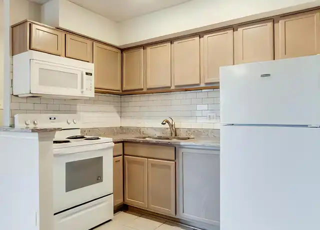 Property at 9809 Walnut St #306, Dallas, TX, 75243, 1 bed, 1 bath, [object Object]