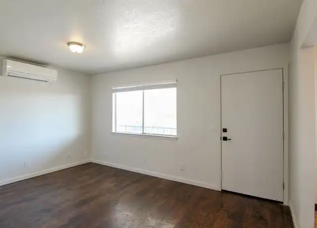 Property at 110 Masonic Ave Unit 2, Redding, CA, 96003, 1 bed, 1 bath, [object Object]