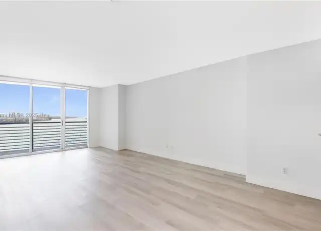 Property at 325 S Biscayne Blvd #2226, Miami, FL, 33131, 3 beds, 2 baths, [object Object]