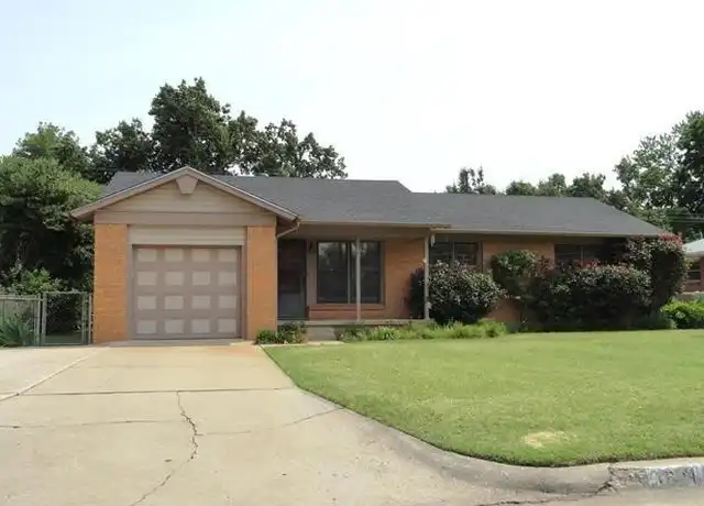 Property at 1621 Caddell Ln, Norman, OK, 73069, 3 beds, 1 bath, [object Object]