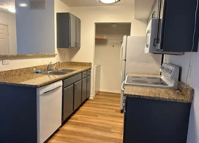 Property at 12581 Equestrian Cir #1013, Fort Myers, FL, 33907, 1 bed, 1 bath, [object Object]