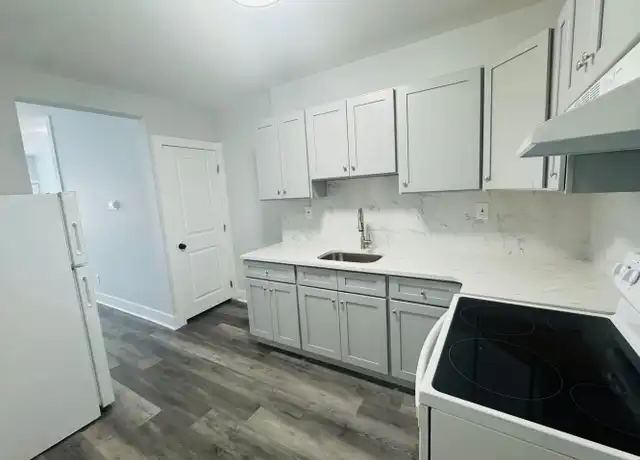 Property at 2224 N Bouvier St, Philadelphia, PA, 19132, 3 beds, 1 bath, [object Object]