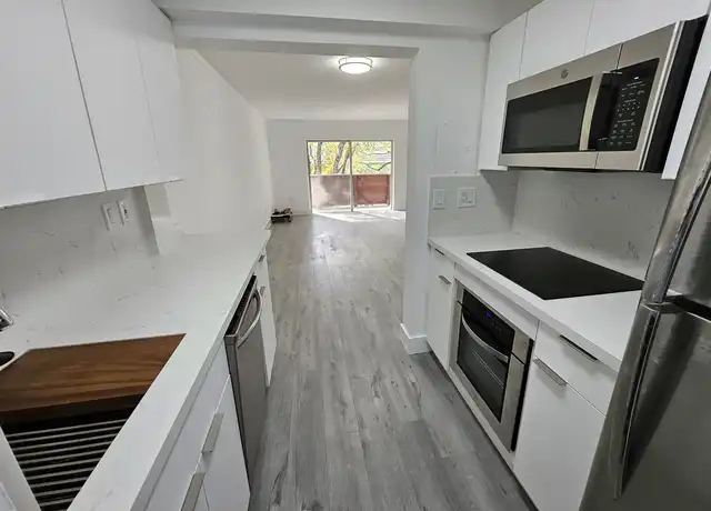 Property at 1205 Mariposa Ave, Coral Gables, FL, 33146, 1 bed, 1.5 baths, [object Object]