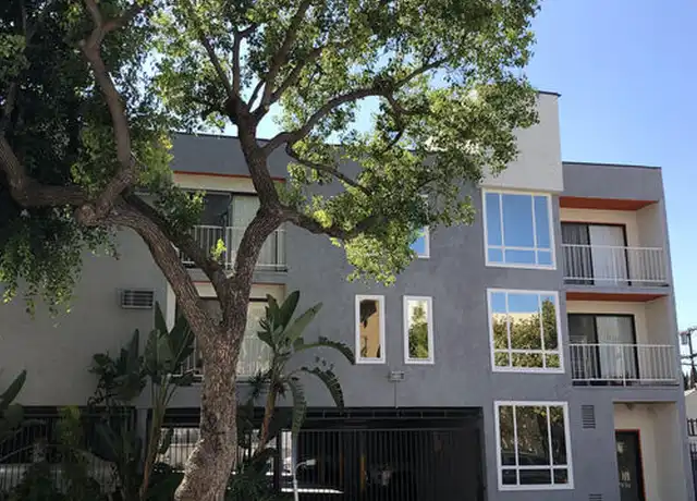 Property at 957 S St Andrews Pl, Los Angeles, CA, 90019, 1 bed, 1 bath, [object Object]