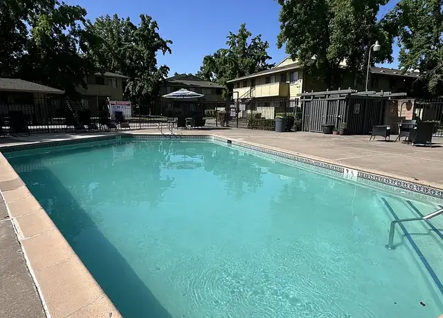 Photo of 5500 Mack Rd, Sacramento, CA 95823