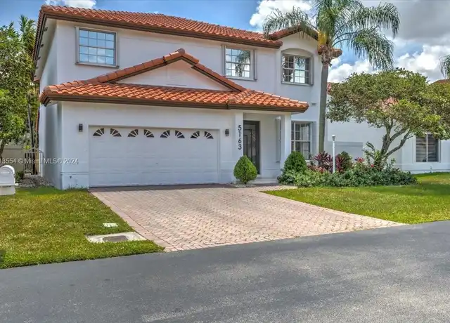 Property at 5163 NW 106th Ave, Doral, FL, 33178, 4 beds, 3 baths, [object Object]