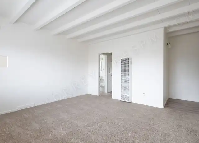 Property at 7427 Herschel Ave Unit 7427-3, La Jolla, CA, 92037, 0 beds, 1 bath, [object Object]