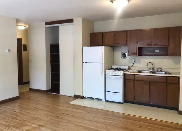 Property at 327 University Ave SE Unit 307, Minneapolis, MN, 55414, 1 bed, 1 bath, [object Object]