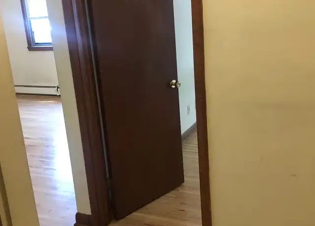 Property at 327 University Ave SE Unit 307, Minneapolis, MN, 55414, 1 bed, 1 bath, [object Object]