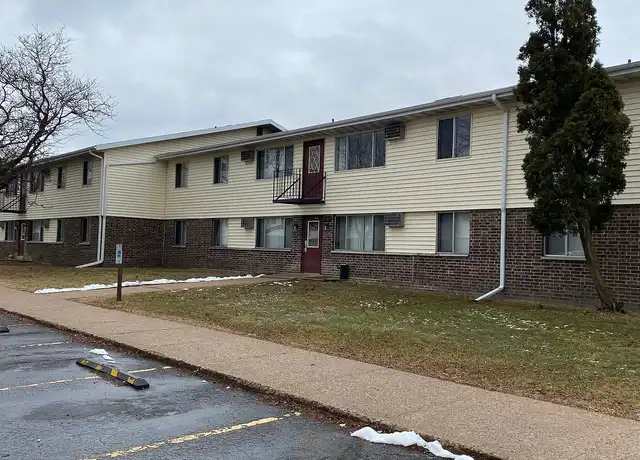 Property at Village Apartments (St. Pt.) - 301 Michigan Ave, Stevens Point, WI, 54481, 2 beds, 2 baths, [object Object]