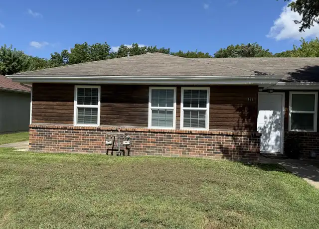 Property at 127 SE 235th Rd, Warrensburg, MO, 64093, 2 beds, 1 bath, [object Object]