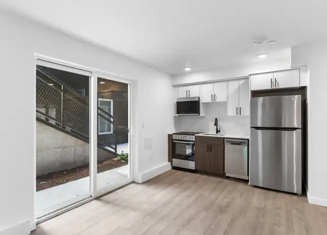 Property at 3755 S Hood Ave Unit 4, Portland, OR, 97239, 0 beds, 1 bath, [object Object]