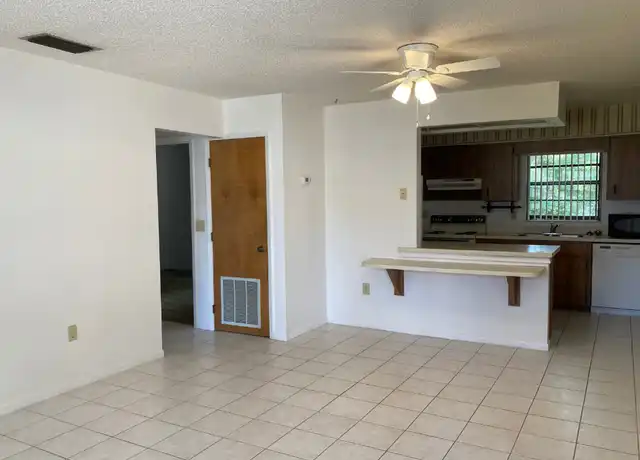 Property at 1112 South Blvd Unit F, Lakeland, FL, 33803, 2 beds, 1 bath, [object Object]