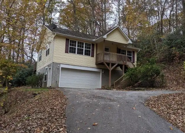 Property at 269 Burnside Trl, Hendersonville, NC, 28792, 2 beds, 2 baths, [object Object]