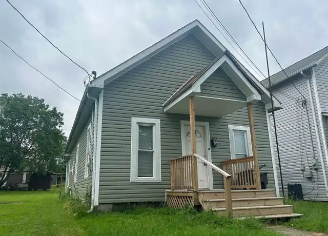 Property at 514 College Ave, Grove City, PA, 16127, 2 beds, 1 bath, [object Object]