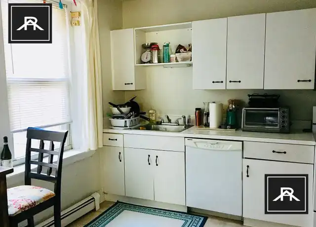 Property at 30 Ransom Rd Unit 3, Boston, MA, 02135, 2 beds, 1 bath, [object Object]
