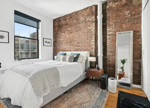 Property at 43 E 10th St Unit 3H, New York, NY, 10003, 1 bed, 1 bath, [object Object]
