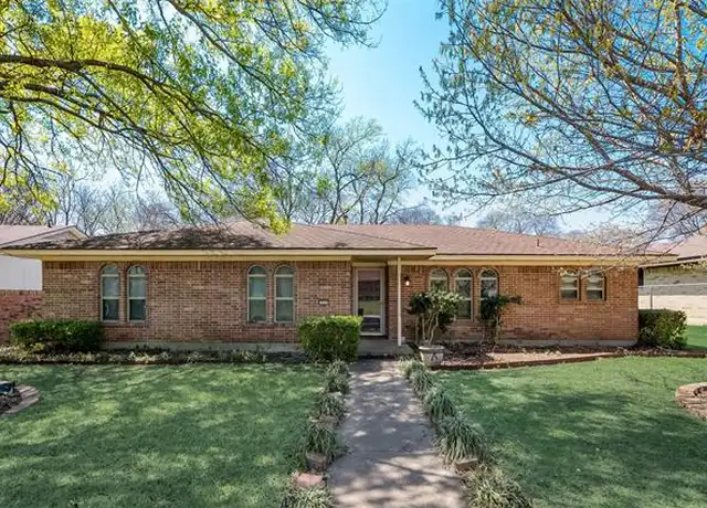 Property at 111 N Capri Dr, Duncanville, TX, 75116, 3 beds, 2 baths, [object Object]