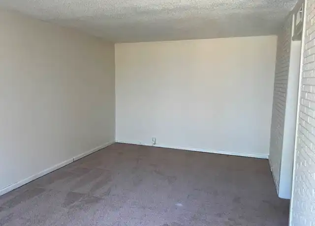 Property at 751 Lynn St Unit 751-H, Charlotte, NC, 28208, 1 bed, 1 bath, [object Object]