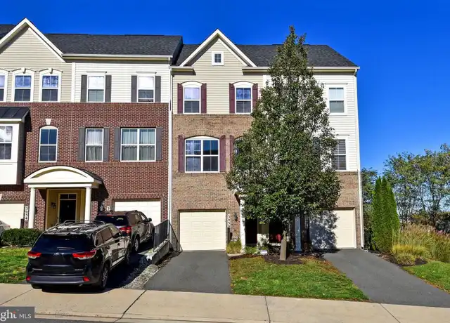 Property at 3030 Chinkapin Oak Ln, Woodbridge, VA, 22191, 3 beds, 3.5 baths, [object Object]