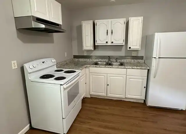 Property at 50 Hunters Ave Unit 50-3, Taftville, CT, 06380, 2 beds, 1 bath, [object Object]