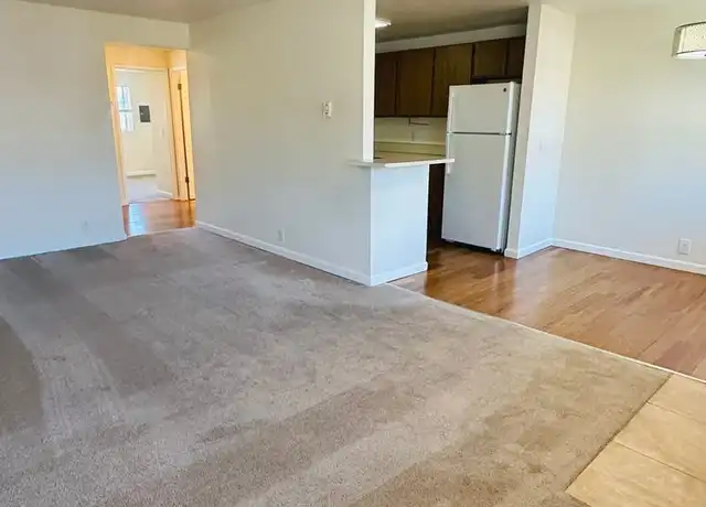 Property at 1822 Silver Lake Rd Unit 10, Everett, WA, 98208, 2 beds, 1 bath, [object Object]