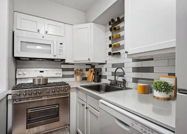 Photo of 6980 Stuart St, Westminster, CO 80030