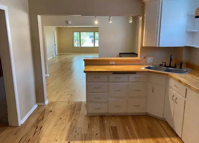 Property at 316 Washington St, Wausau, WI, 54403, 3 beds, 1 bath, [object Object]