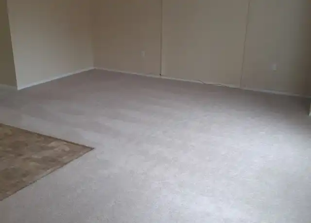 Property at 40 Stenton Ave Unit 209, Providence, RI, 02906, 0 beds, 1 bath, [object Object]
