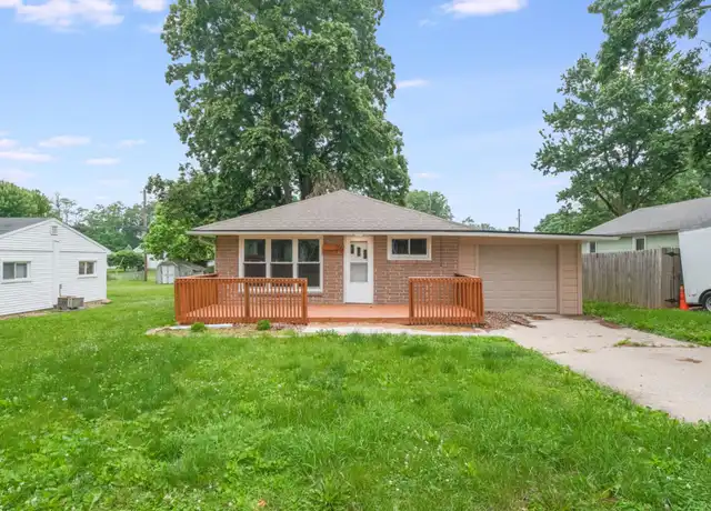 Property at 214 Augusta Dr, Mahomet, IL, 61853, 2 beds, 1 bath, [object Object]