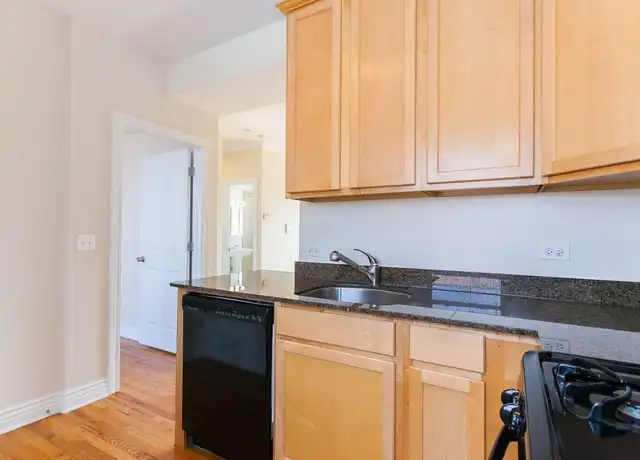 Property at 1216 W Waveland Ave #2, Chicago, IL, 60613, 2 beds, 1 bath, [object Object]