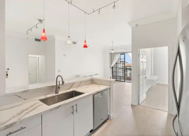 Property at 233 S Federal Hwy Unit LPH03, Boca Raton, FL, 33432, 2 beds, 2 baths, [object Object]