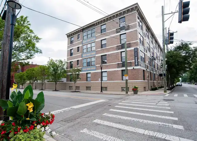 Property at 2378-2384 Park Avenue - 2378 Park Ave, Cincinnati, OH, 45206, 2 beds, 1 bath, [object Object]