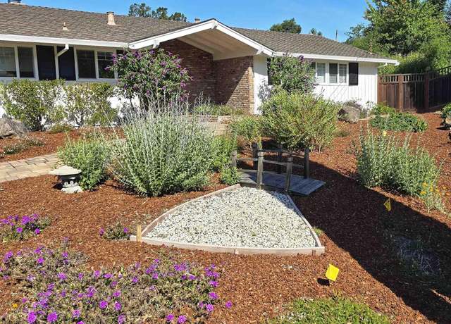 Photo of 2 Rae Ct, Orinda, CA 94563