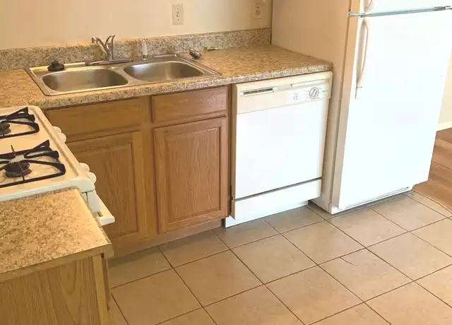 Property at 2069 N Cambridge Ave Unit 213, Milwaukee, WI, 53202, 1 bed, 1 bath, [object Object]