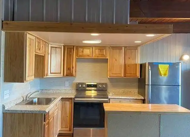 Property at 808 W 29th Pl Unit 2, Anchorage, AK, 99503, 1 bed, 1 bath, [object Object]