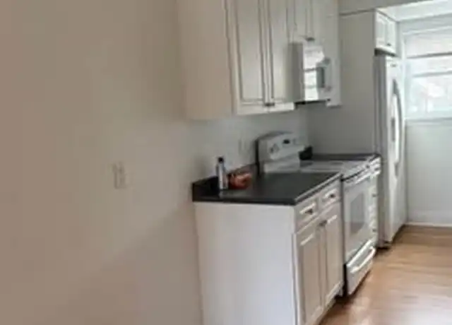 Property at 140 Newton St #5, Brighton, MA, 02135, 3 beds, 2 baths, [object Object]