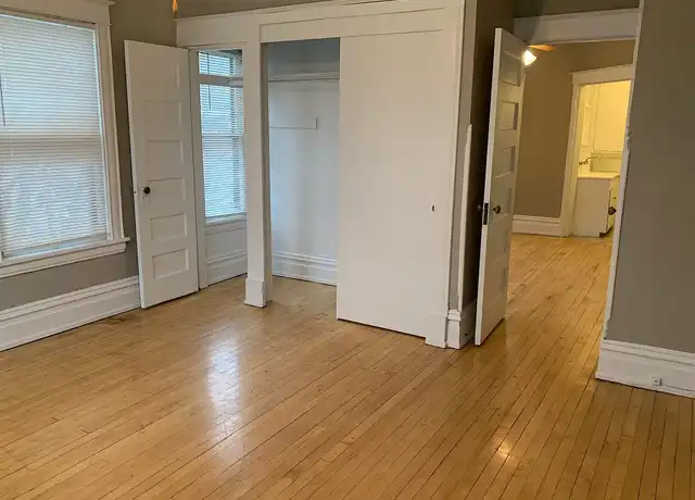 Property at Blaisdell Avenue Apartments - 2439 Blaisdell Ave, Minneapolis, MN, 55404, 0-1 beds, 1 bath, [object Object]