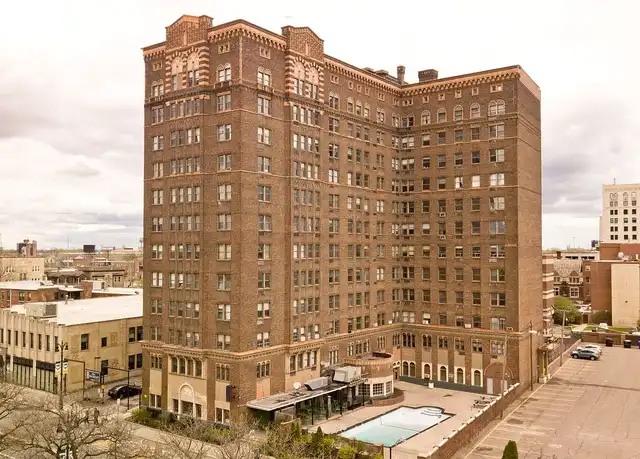 Property at The Belcrest - 5440 Cass Ave, Detroit, MI, 48202, 0-1 beds, 1 bath, [object Object]