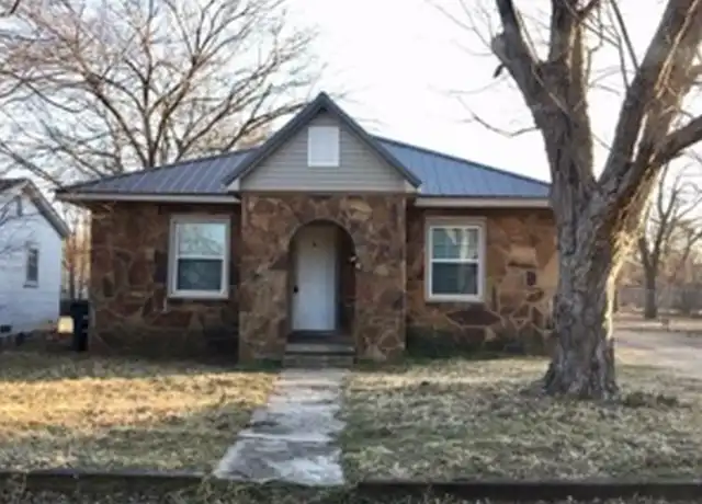Property at 317 W Chicago St, Shawnee, OK, 74804, 3 beds, 1 bath, [object Object]