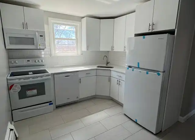 Property at 433 Sea St Unit 6, Quincy, MA, 02169, 2 beds, 1 bath, [object Object]