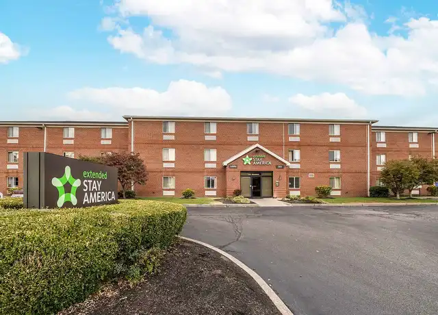 Property at Evansville - East - 301 Eagle Crest Dr, Evansville, IN, 47715, 0 beds, 1 bath, [object Object]