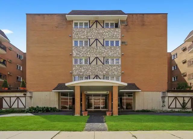 Property at 1633 River St Unit 3C, Des Plaines, IL, 60016, 3 beds, 1.5 baths, [object Object]