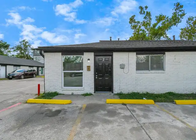 Property at 1736 Crestdale Dr Unit 7, Houston, TX, 77080, 2 beds, 1 bath, [object Object]